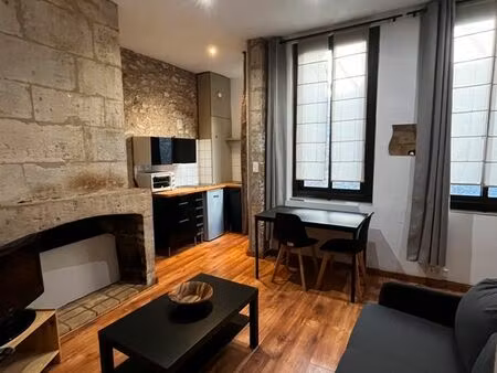 rue limogeanne t1bis idéal pied à terre