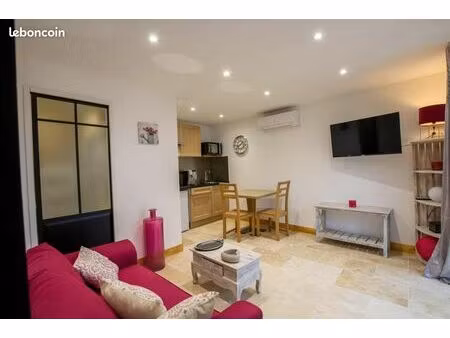 superbe t2 meublé avec grande terrasse privative