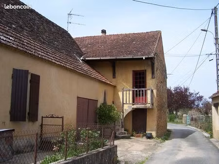 petit logement mitoyen au calme