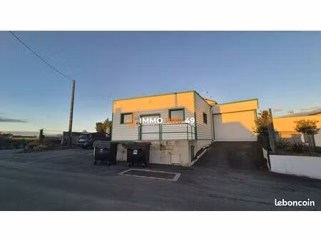 local 400 m² cholet