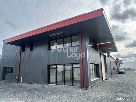 local d'activité 257 m²