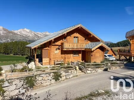 chalet 5 pièces 143 m²