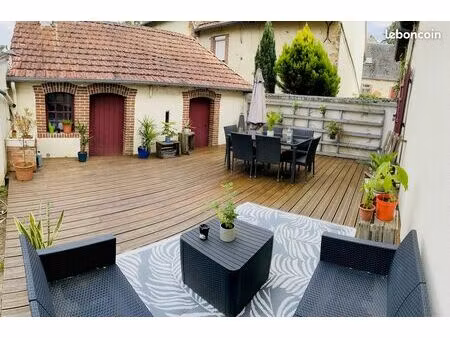 maison ancienne de charme avec dépendances et jardin à saint-palais