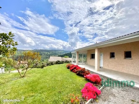 maison 6 pièces 90 m²