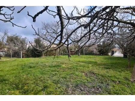 terrain plat viabilisé avec permis accordé pour maison t4 de plain-pied