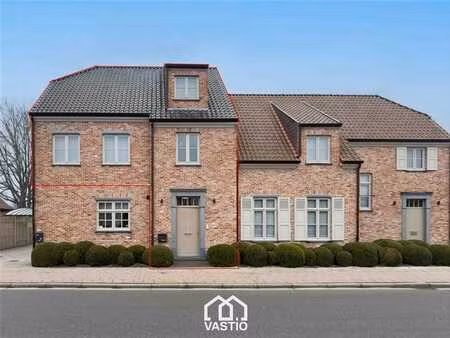 spacieux appartement en duplex avec parking