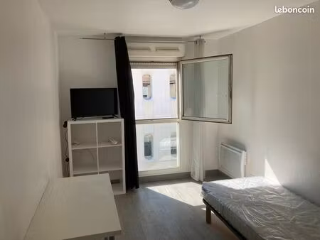 studio meublé prox gare st charles