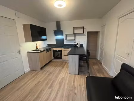 f3 rénové avec place stationnement privative faubourg bourgogne orléans