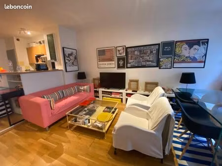 studio 1 pièce 28 m²