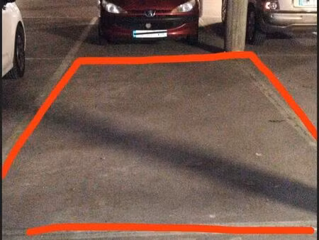 place de parking sécurisée