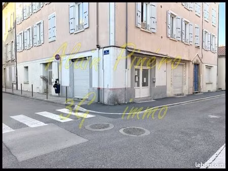 local commercial 127 m²
