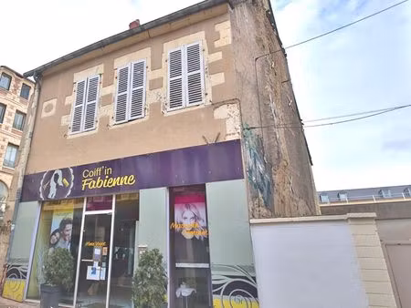 local 130 m² nevers