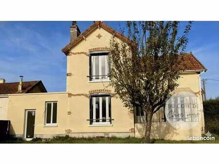maison 4 pièces 82 m²