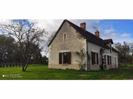 grande maison calme à la campagne