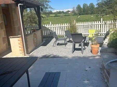 maison avec cour  garage et dépendance – urzy  chauffage bois compris