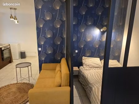 t1 30m² meublé cuges centre