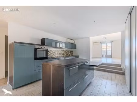 appartement 4 pièces 91 m²