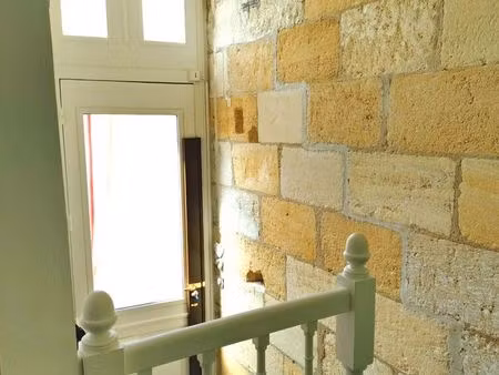 maison en pierre au coeur de saint augustin