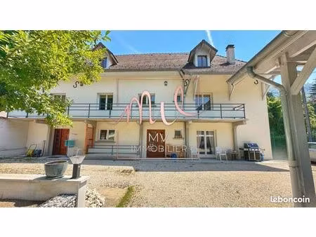 maison 5 pièces 194 m²