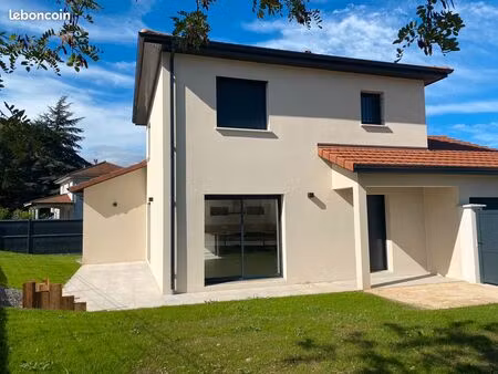 maison récente à louer - 15 minutes la côte saint andré