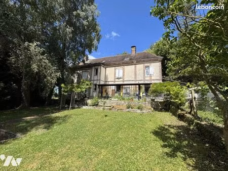 maison 6 pièces 220 m²