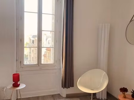 t1 meublé au coeur d’angoulême