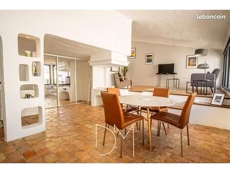 loft/atelier/surface 4 pièces 95 m²