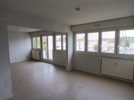 appartement 5 pièces 93 m²