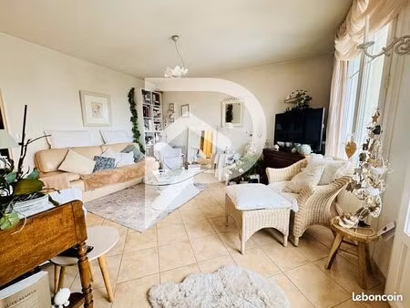 appartement 4 pièces 105 m²