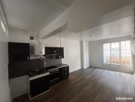 a louer t3 gien hyper centre