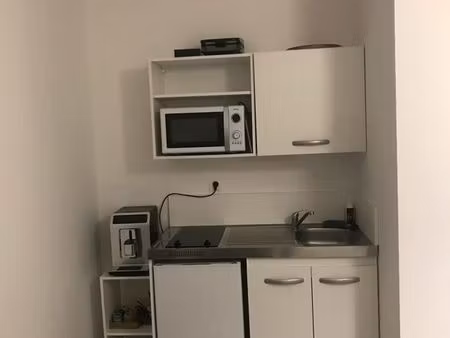 studio étudiant (4) proche gare 17 m2 neuf équipé
