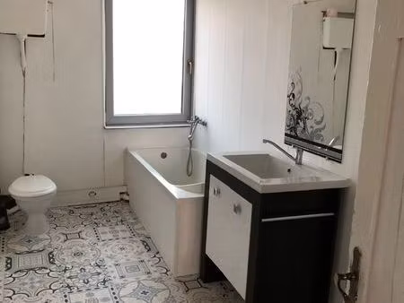 appartement de type f4 de 100m² environ