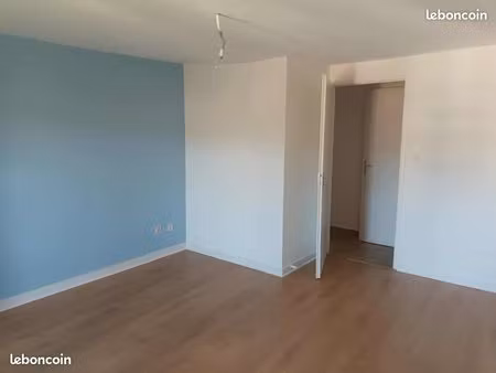 à louer – maison 60 m² – neau