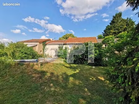 longère 6 pièces 192 m²