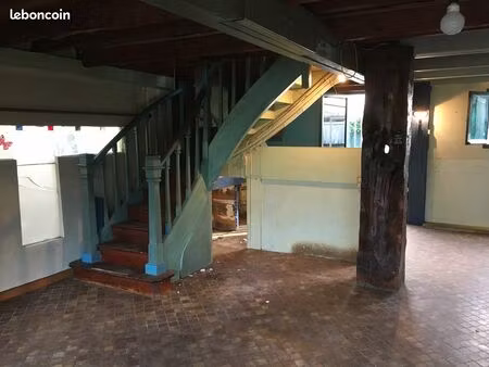 vente maison bord de rivière