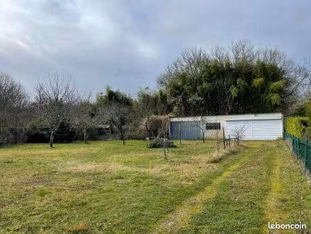 terrain 1 200 m² saint seurin sur l isle