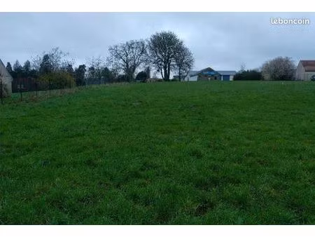 terrain 985 m² flavy le meldeux