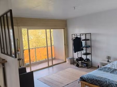 studio rénové et meublé – hypercentre de cholet – idéal investisseur