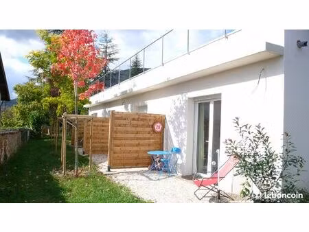 studio en rez de jardin à meylan