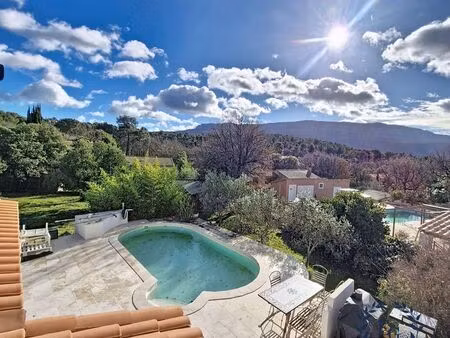 villa 5 pièces 113 m²