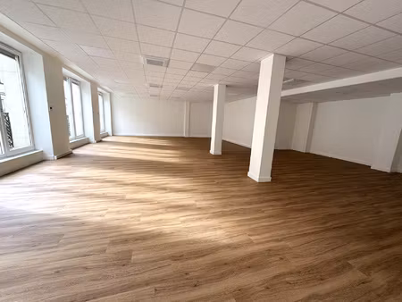 bordeaux - quinconces - bureaux 227 m2 entièrement rénovés