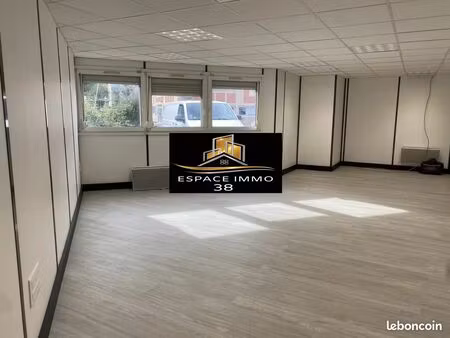 bureaux 66 m² sassenage