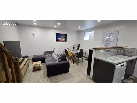 maison de ville en pierre centre de courseulles divisé en 2 logements f3 et f4