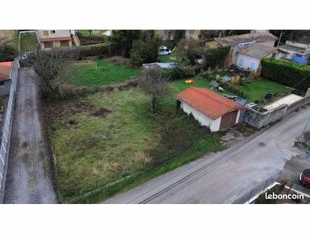 terrain 740m² - libre constructeur - non viabilisé - sablons