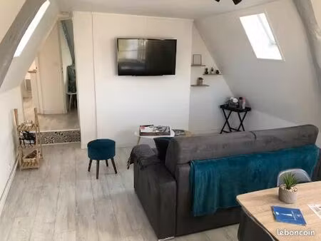 coup de cœur – meublé 3ème et dernier étage – vue cathédrale & rivière – bayeux centre