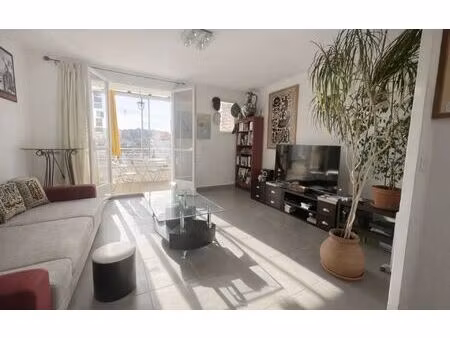 appartement la seyne-sur-mer 52.17 m² t-3 à vendre  160 000 €