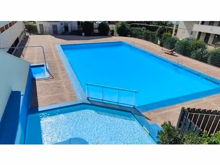 le cap d'agde: île des pêcheurs: studio-cabine / tennis / ascenseur.vendu meublé