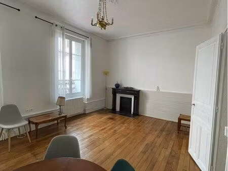 location appartement au cœur de vichy