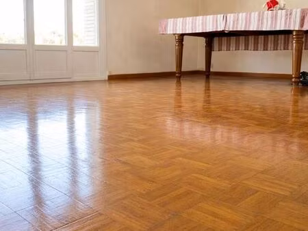 particulier vend t3 residence fermee