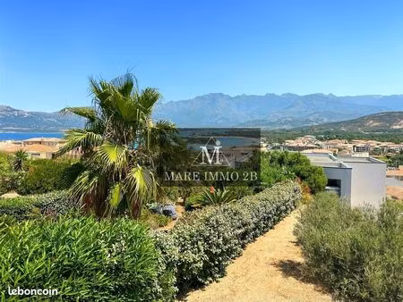 maison de type t4 avec jardin à calvi